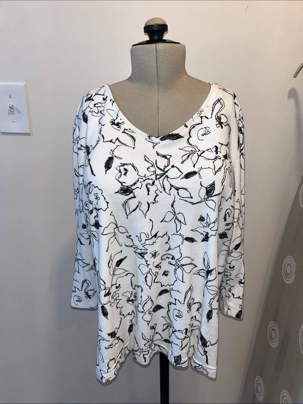 Floral V-Neck Top
